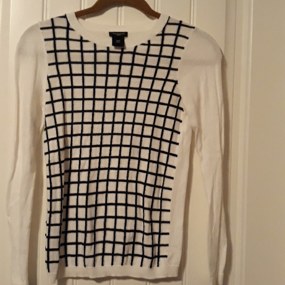 Ann Taylor white and black sweater